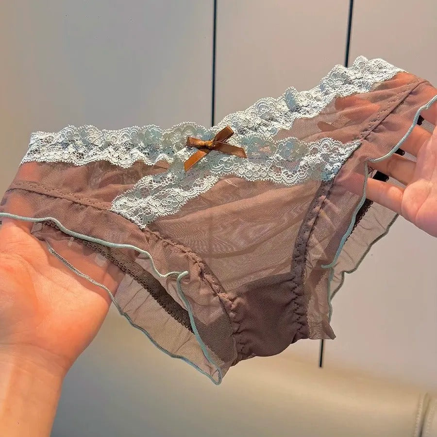 QS Sweet Lace Cross Bow Briefs (4 Packs)