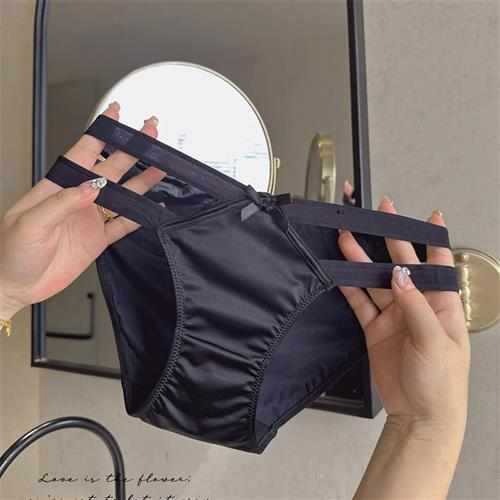 QS Bow Openwork Satin Briefs (4 Packs)