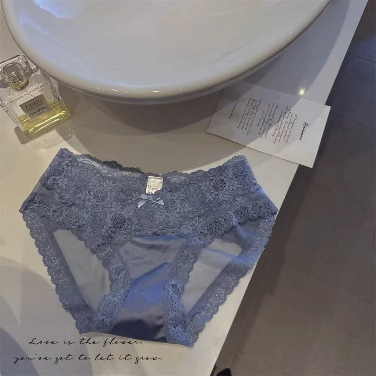 QC New French-style Lace Satin Ice Silk Seamless Panties