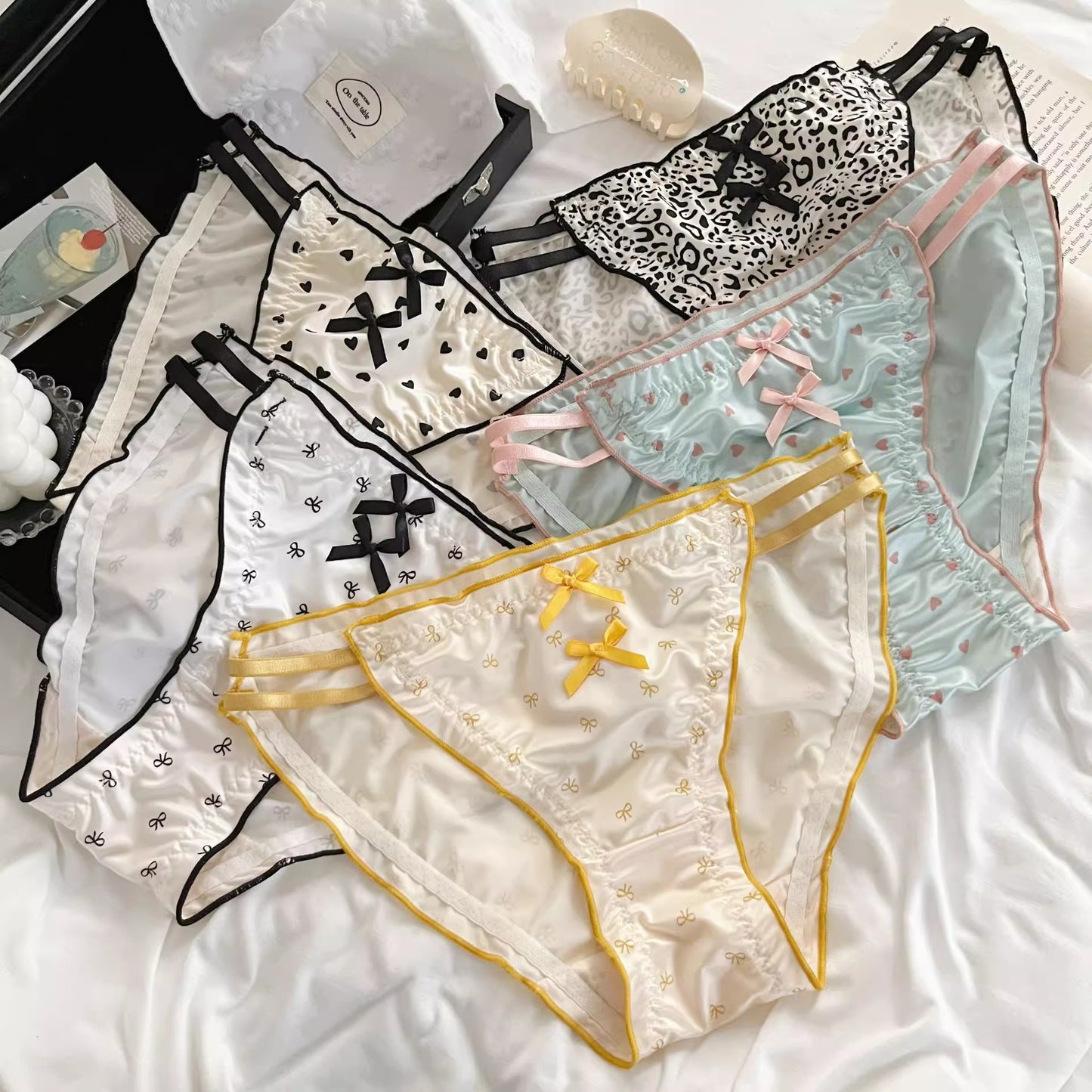 QS Satin Bow Cutout Briefs (4 Packs)