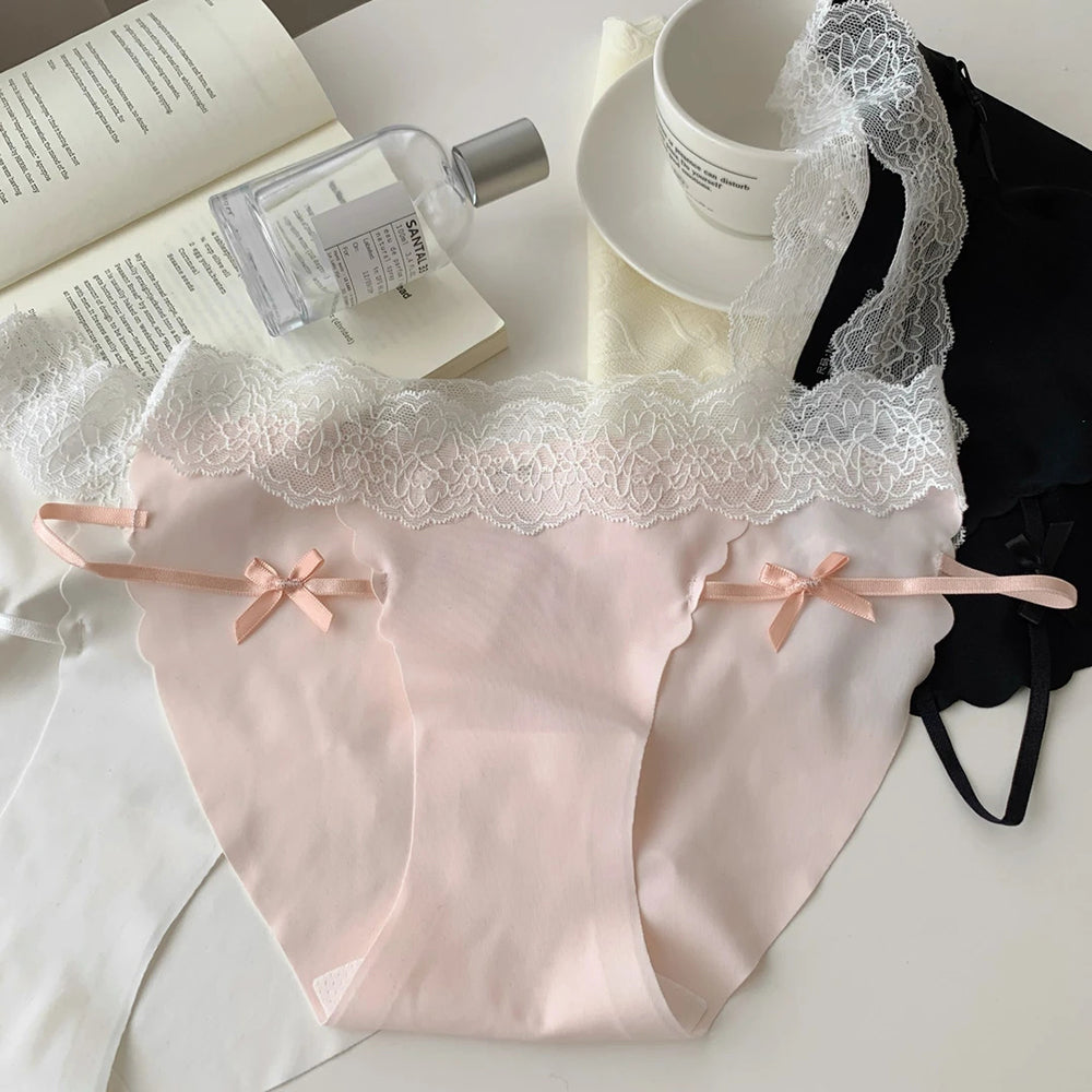 Bow & Lace Trim Seamless Low-Rise Briefs