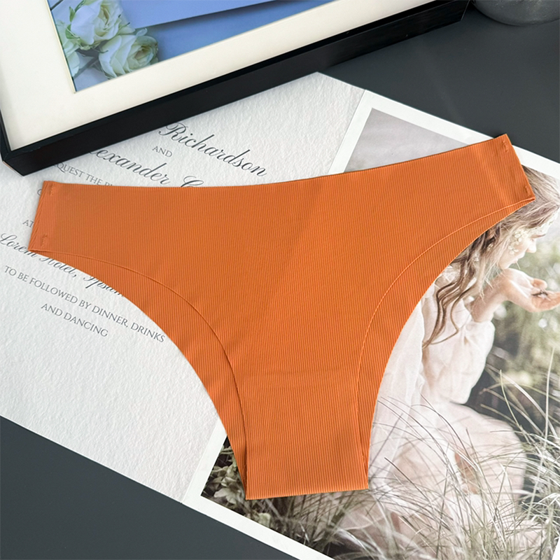 Thin Vertical Stripe Ice Silk Seamless One-Piece Low-Rise Briefs