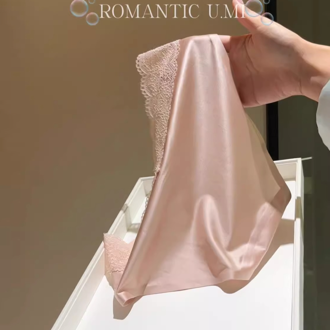 QS Luxury V-shaped Lace Silk Briefs (4 Packs)