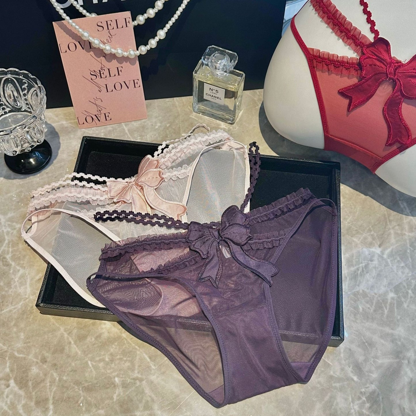 QS Lace Bow Briefs (4 Packs)