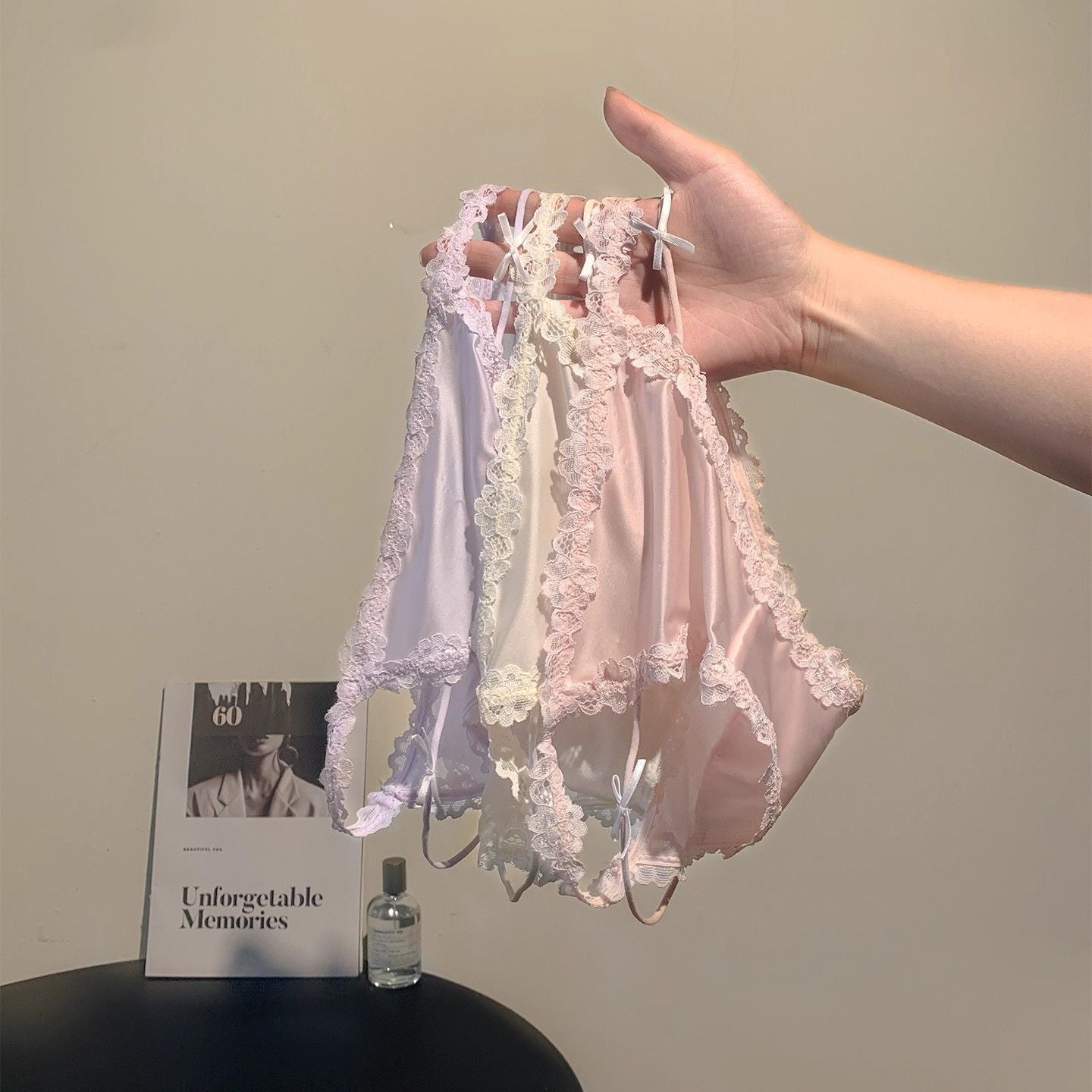 QS Slit Bow Lace Panties (4 Packs)