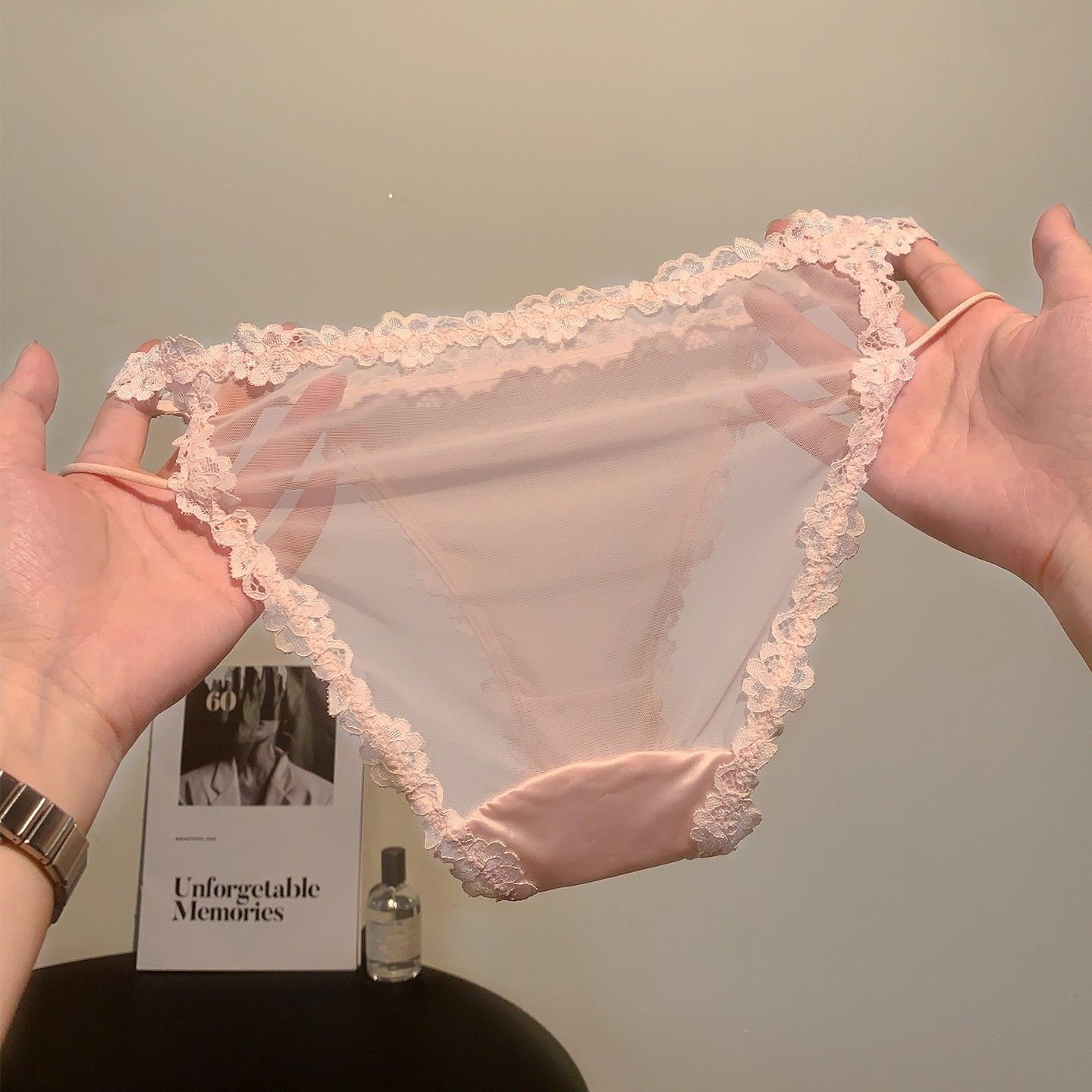 QS Slit Bow Lace Panties (4 Packs)