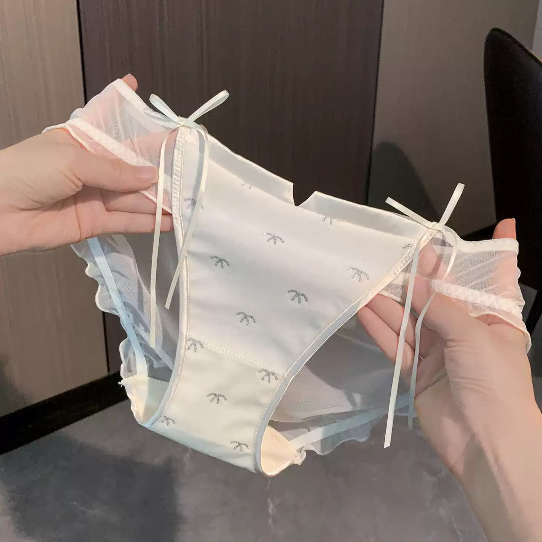 QS Mesh Bow Briefs (4 Packs)