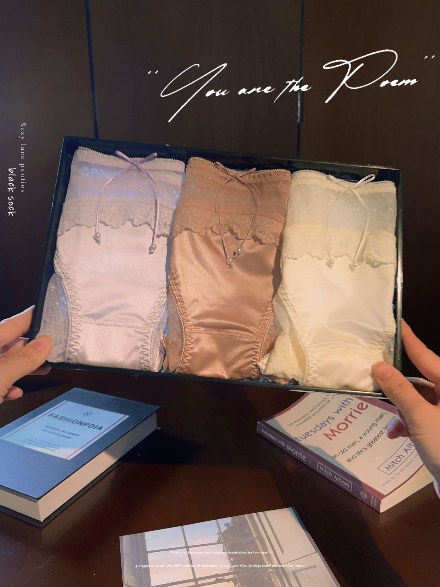 QS Polka Dot Lace Trimmed Panties (4 Packs)