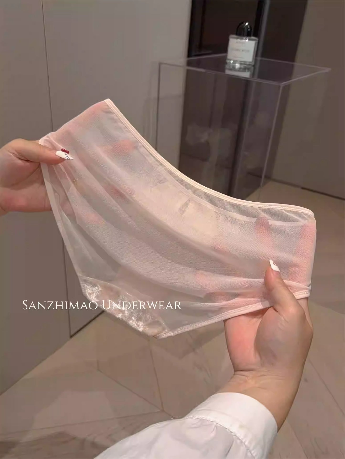 QS Velvet Openwork Lace Panties (4 Packs)