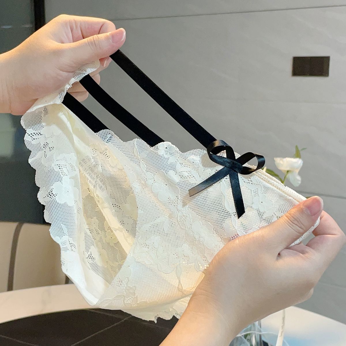 QC Lace Bow Girl's Briefs