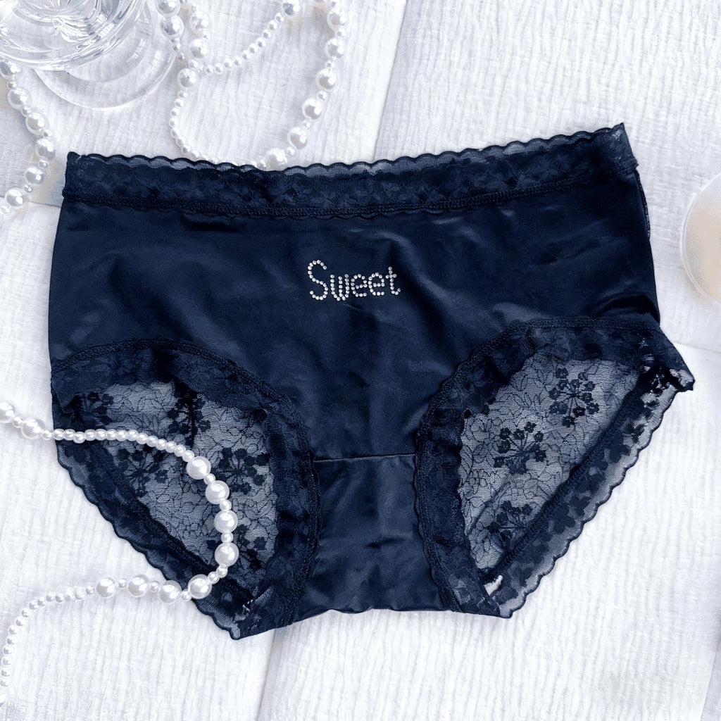 QS Luxury Lace Silky Panties (4 Packs)