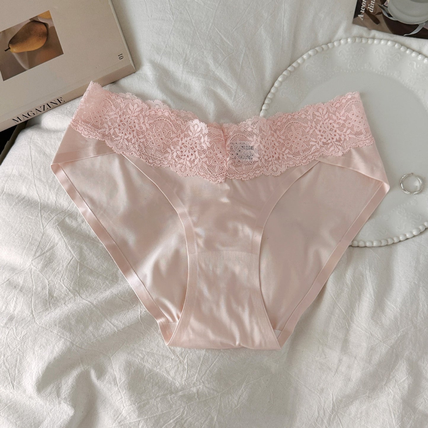 QS Luxury V-shaped Lace Silk Briefs (4 Packs)