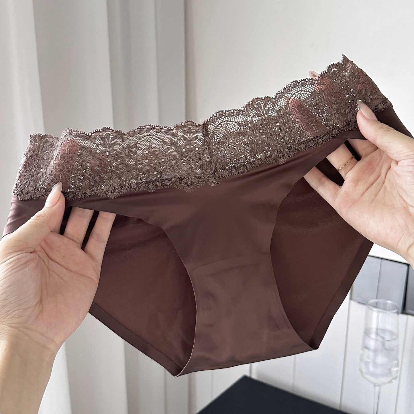 QS Luxury V-shaped Lace Silk Briefs (4 Packs)