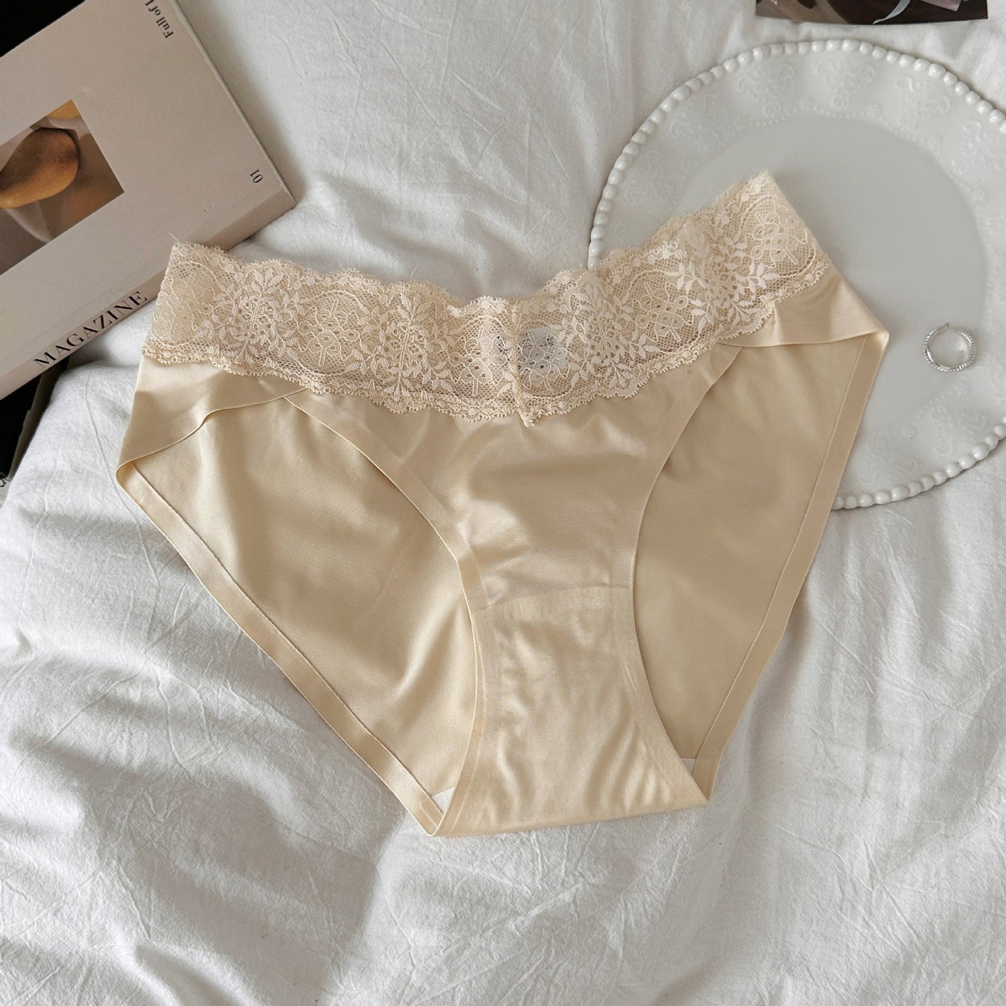 QS Luxury V-shaped Lace Silk Briefs (4 Packs)