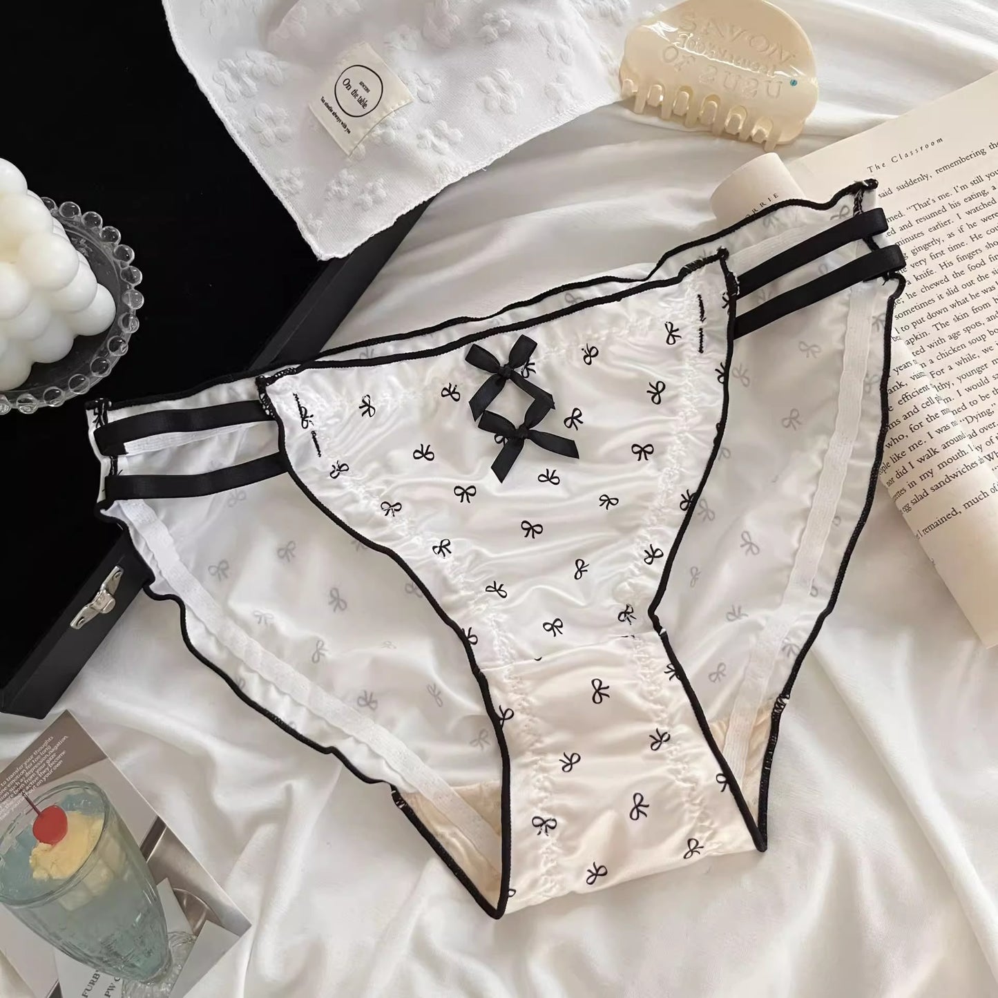 QS Satin Bow Cutout Briefs (4 Packs)