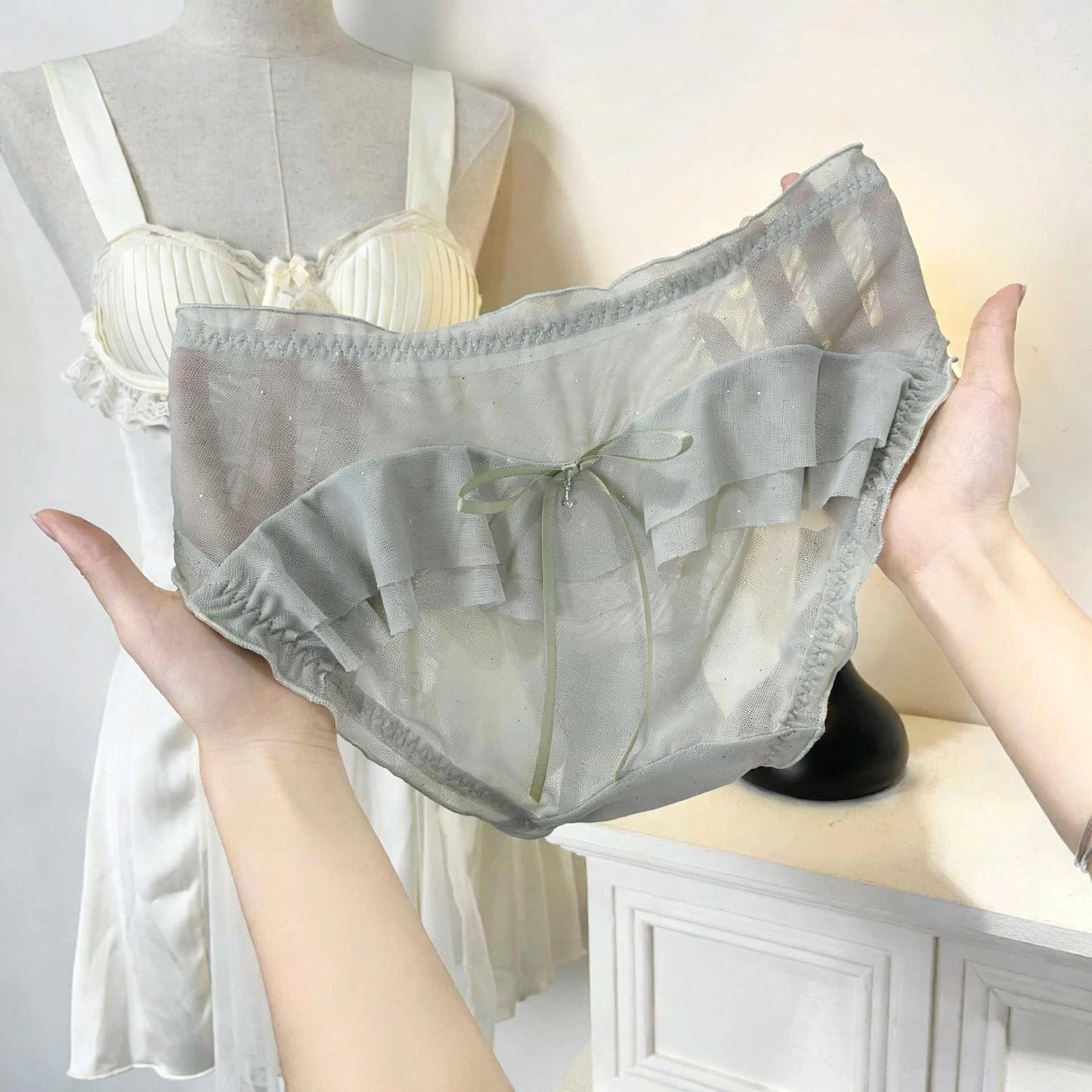 QS French Bow Lace Briefs (4 Packs)