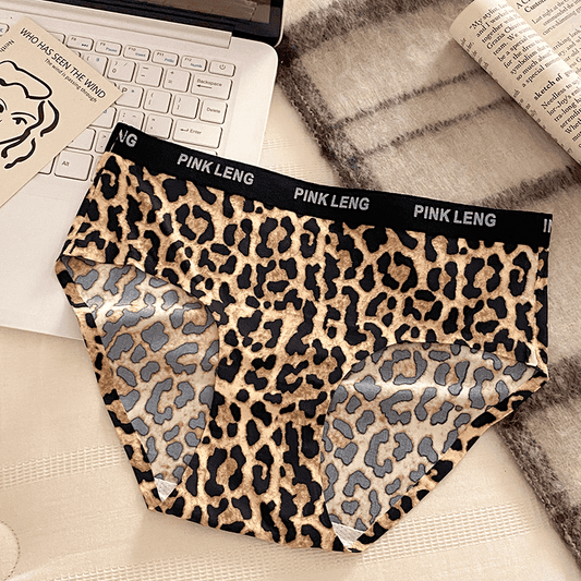 SZ Women Bold Leopard Print Briefs