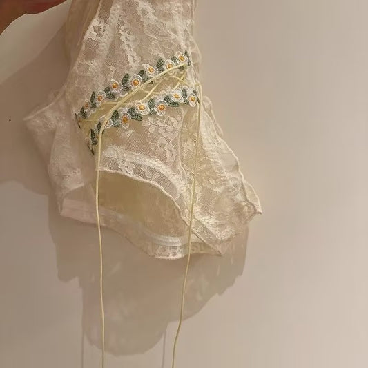 XK Women's elegant lace breathable panties