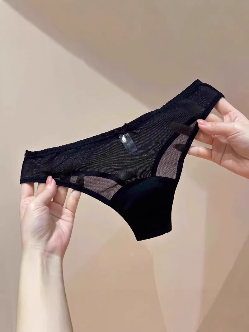 QS Low-rise Pearl Pendant Briefs (4 Packs)