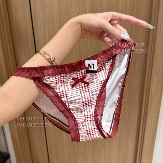 QS Clashing Color Bow Cutout Briefs (4 Packs)