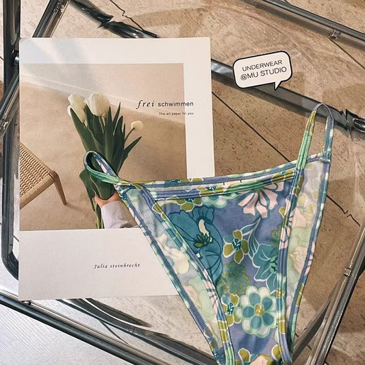 QS Graffiti Flower Thin Strap Briefs (4 Packs)