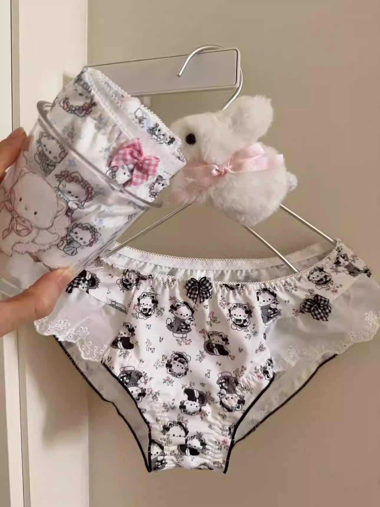 QS Cat Print Ruffled Panties