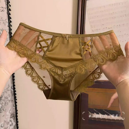 QS Cross-strap Lace Panties