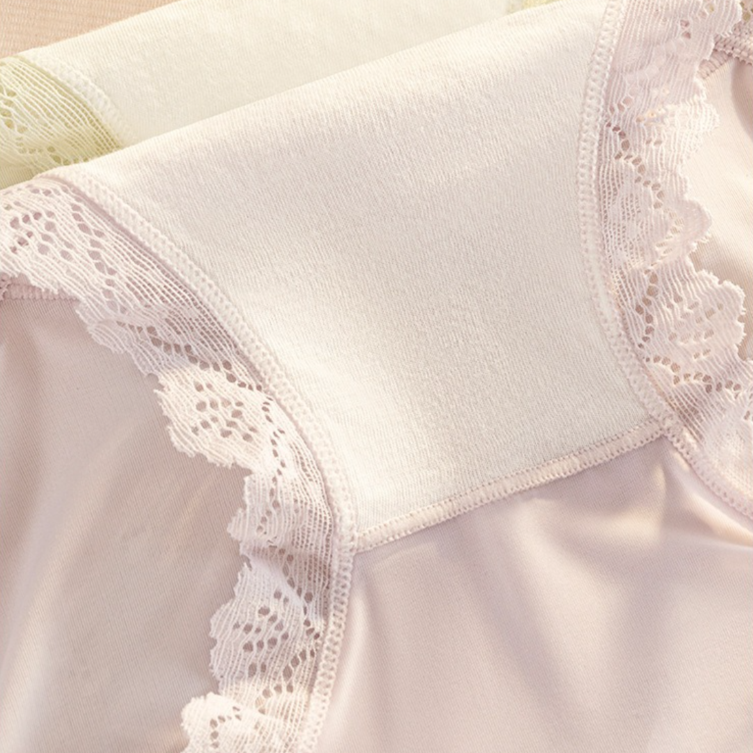 QS Double Bow Lace Panties (4 Packs)