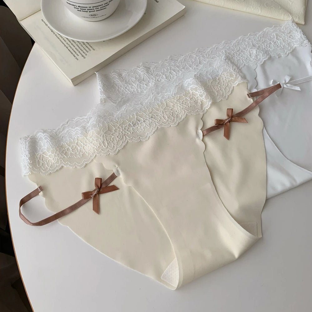 Bow & Lace Trim Seamless Low-Rise Briefs