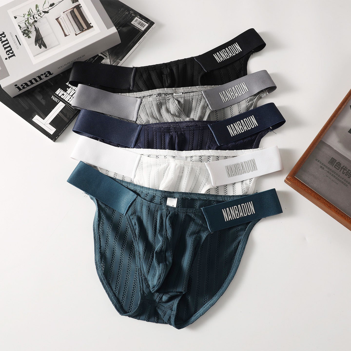 ZD Vertical Lace Breathable Briefs