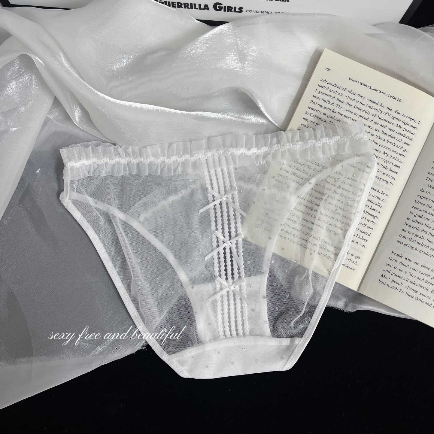 ZD Pleated Lace Detail