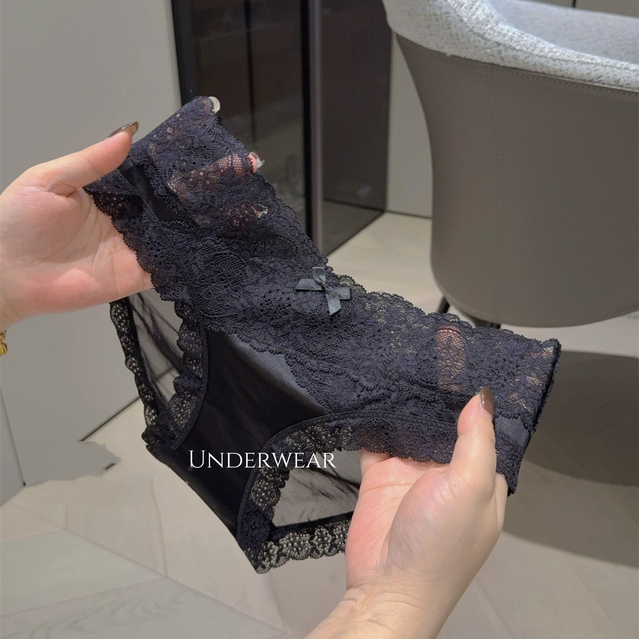 QC New French-style Lace Satin Ice Silk Seamless Panties